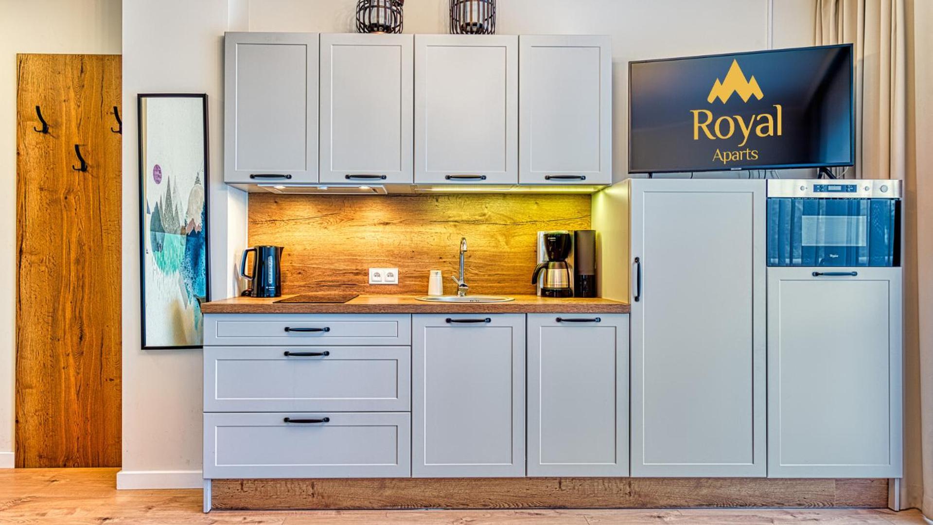 Apartamenty Holiday Mountain Residence By Royal Aparts Świeradów-Zdrój Quarto foto